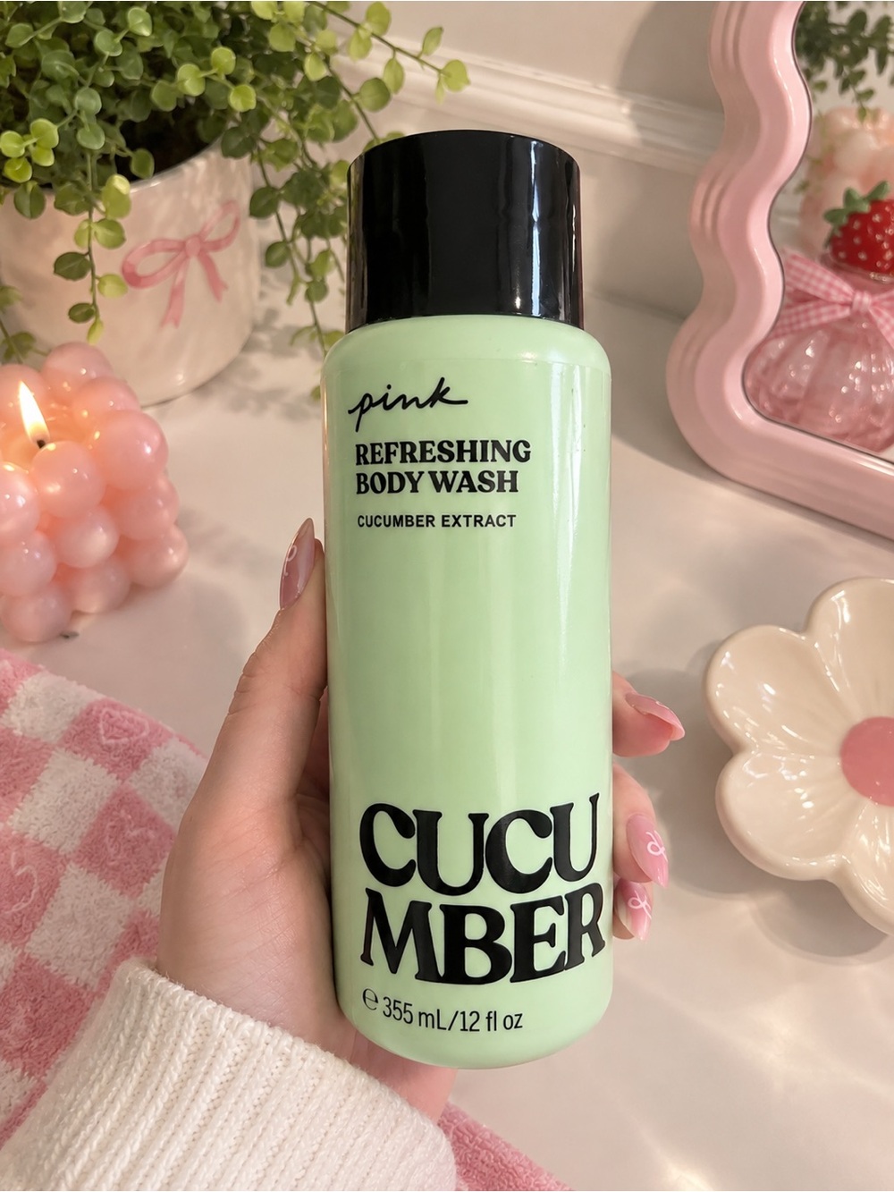 VS PINK cucumber 🥒 body wash